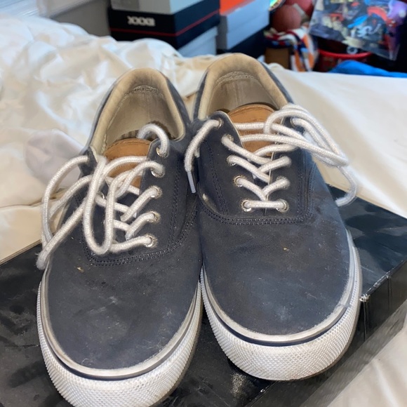 Sperry - Picture 1 of 2
